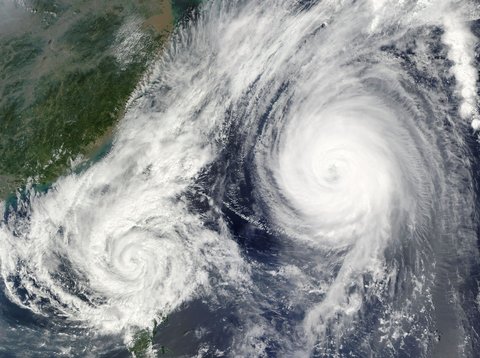 Hurrikan-Sturm-1.jpg